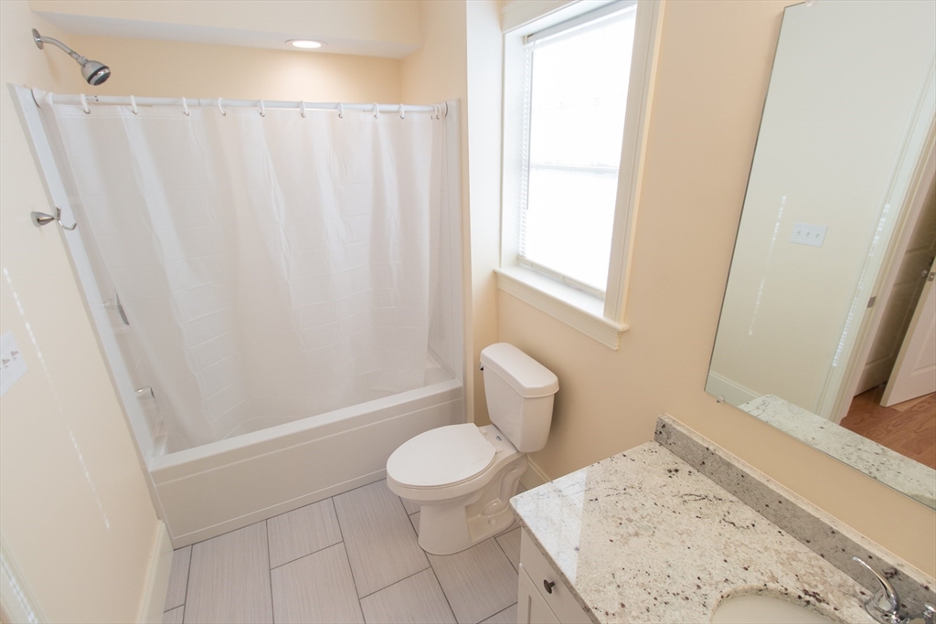 5165 Washington ST #7, Boston, MA Photo #20