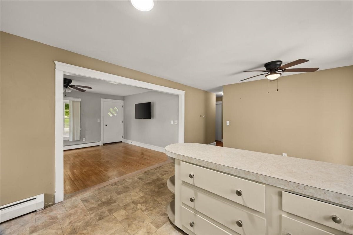 1189 Bark St, Swansea, MA, 1189 Bark St, Swansea, MA Photo #10