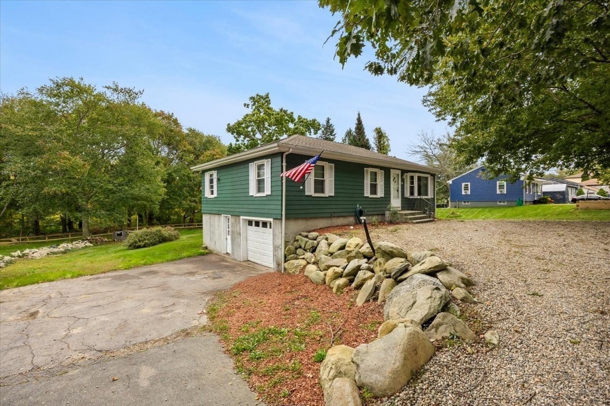 1189 Bark St, Swansea, MA, 1189 Bark St, Swansea, MA Photo #2