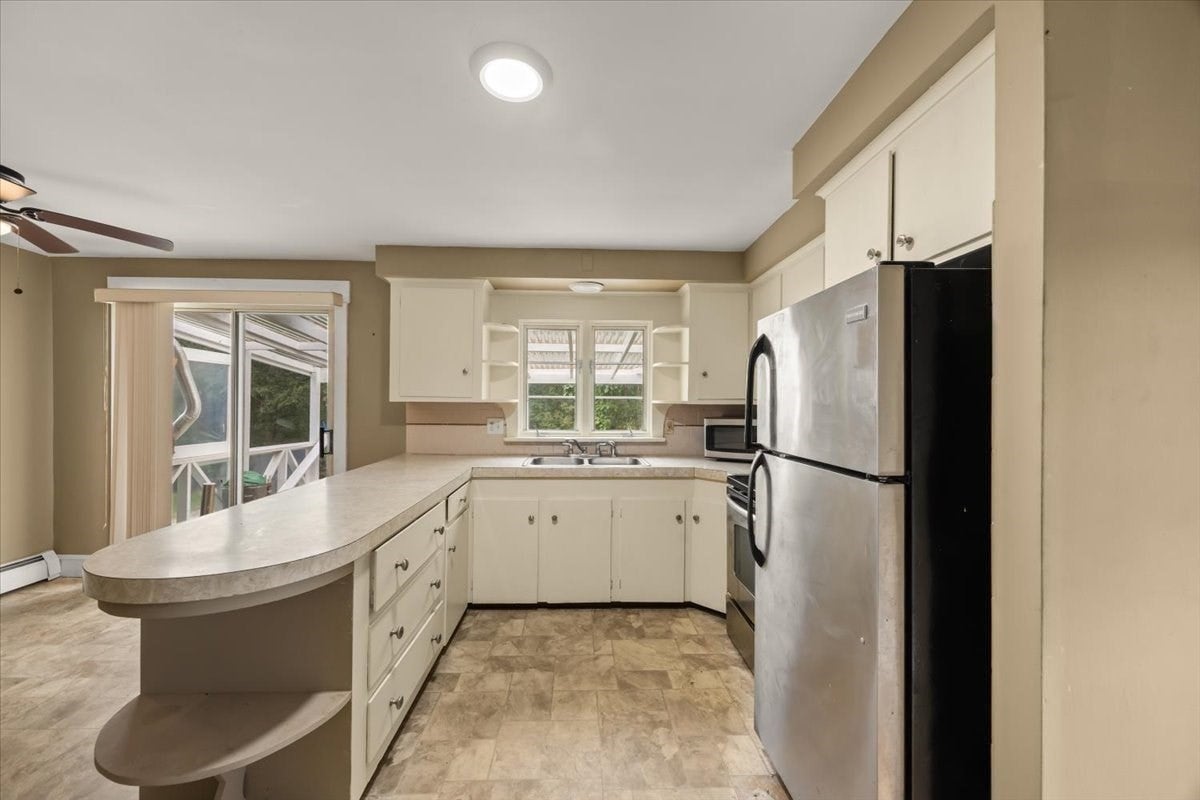 1189 Bark St, Swansea, MA, 1189 Bark St, Swansea, MA Photo #8