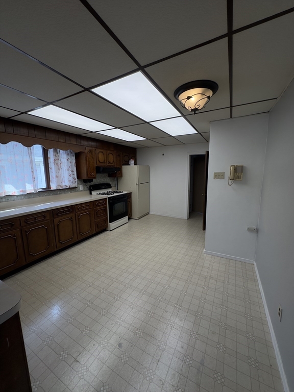 128-130 Clarence Street 1