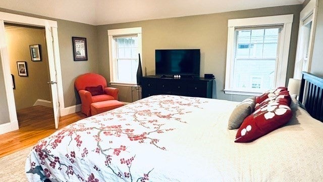 219 Harris Avenue, Needham, MA Photo #11