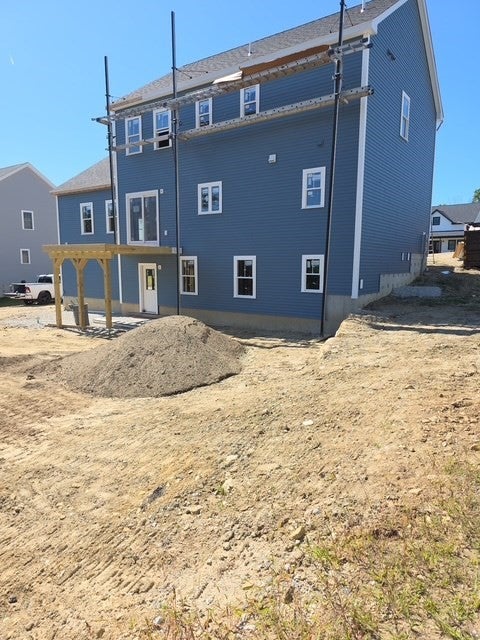 77 Jennings Rd, Charlton MA 01507