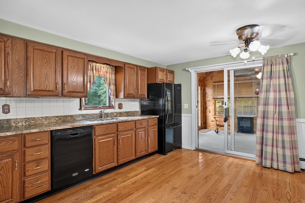 126 Arizona Ave, Holden, MA, 126 Arizona Ave, Holden, MA Photo #11