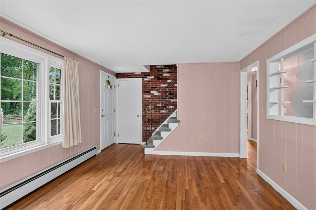 126 Arizona Ave, Holden, MA, 126 Arizona Ave, Holden, MA Photo #16