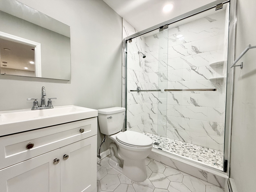 135 Granite Ave 23