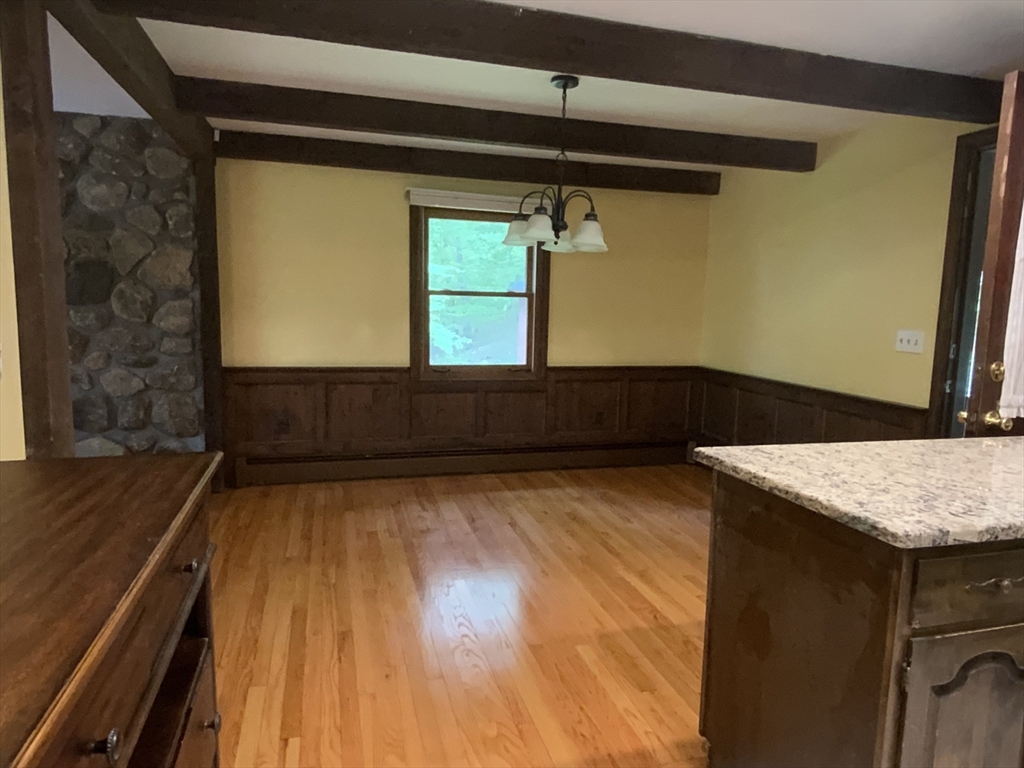 279 North Rd
