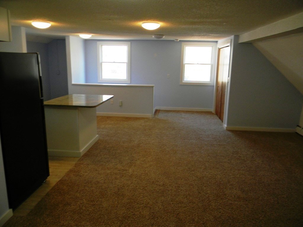 119 Great Rd B
