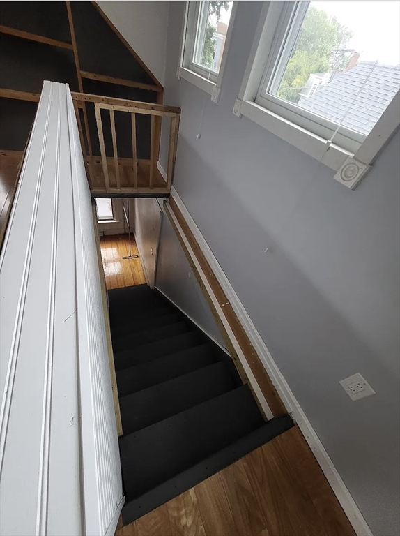 Cambridge, Massachusetts 02138, United States, 3 Bedrooms Bedrooms, ,2 BathroomsBathrooms,Residential,Active,167764