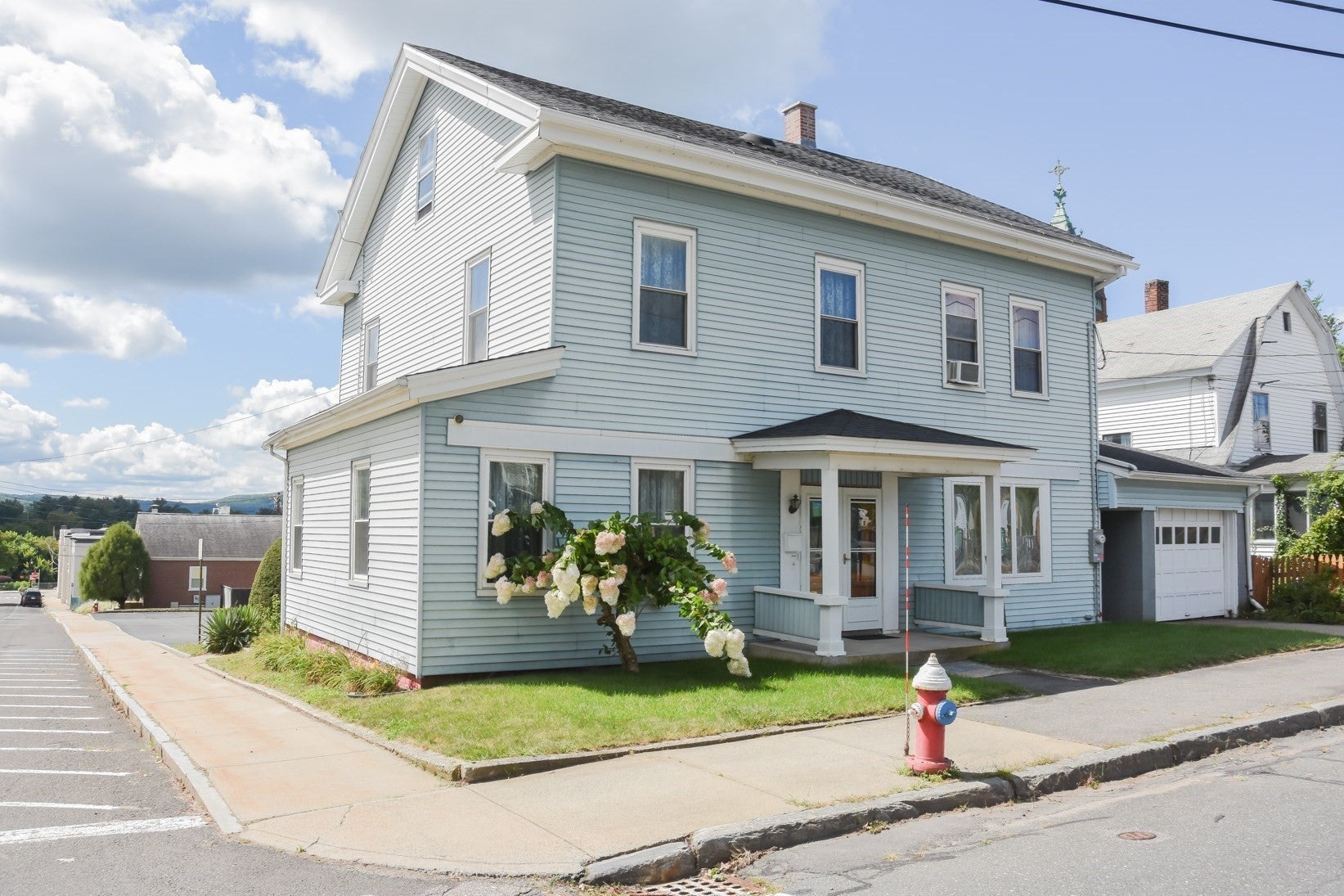 38 Pleasant St