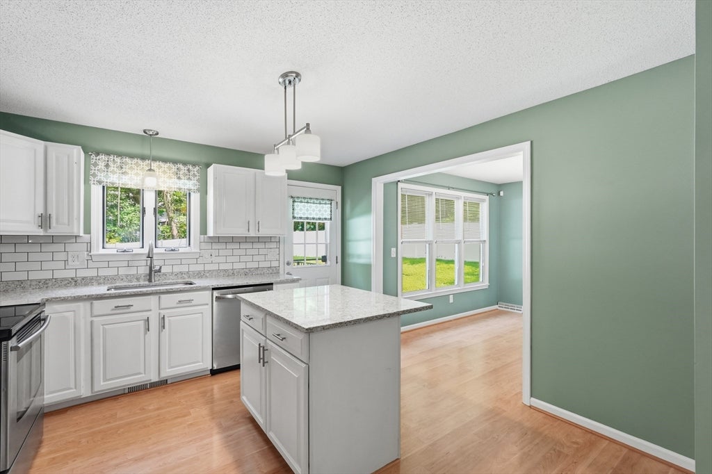 27 Judy Ln, East Longmeadow, MA, 27 Judy Ln, East Longmeadow, MA Photo #9