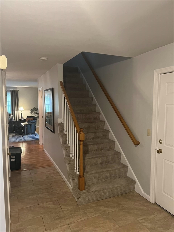 16 Stallbrook Rd 16