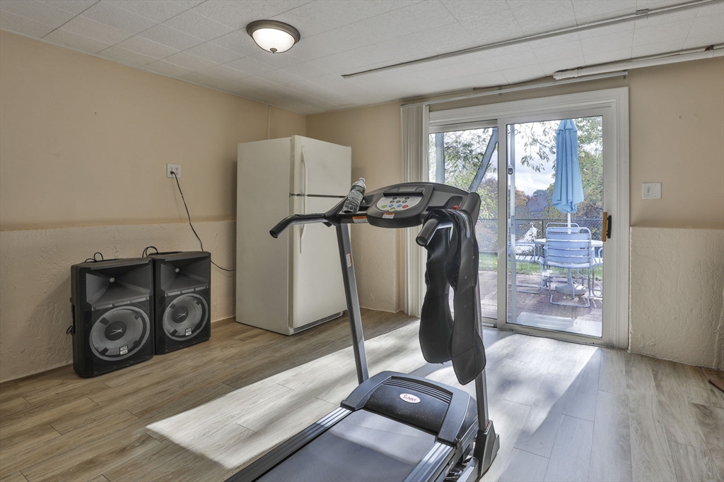 Haverhill, Massachusetts 01832, United States, 2 Bedrooms Bedrooms, ,2 BathroomsBathrooms,Residential,Active,232538