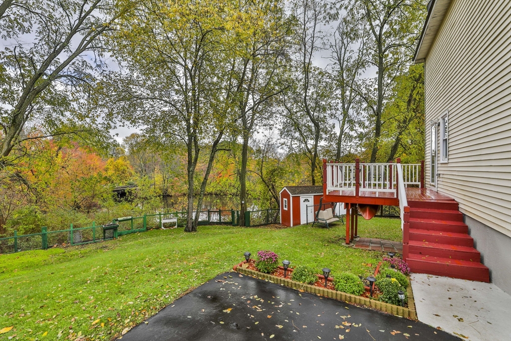 19 Greenhill Farm Road 19