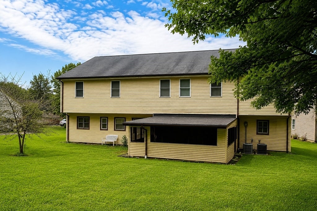 141 Lester Rd