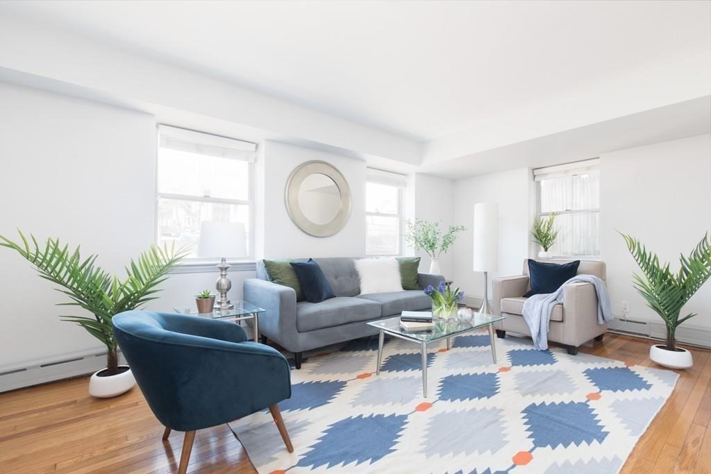 395 Broadway L1B