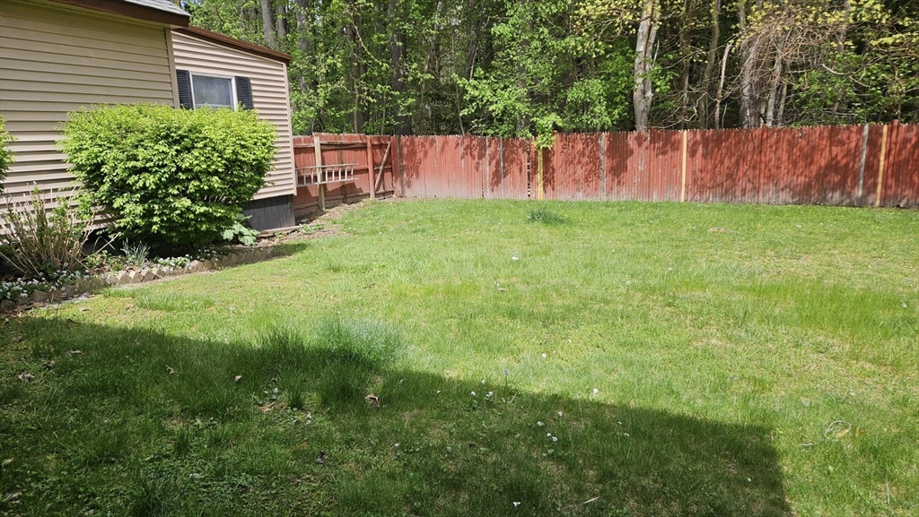 2 Hedgeway St 1