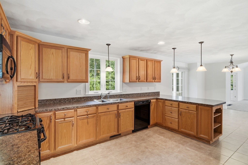 21 Prospect Hill Dr