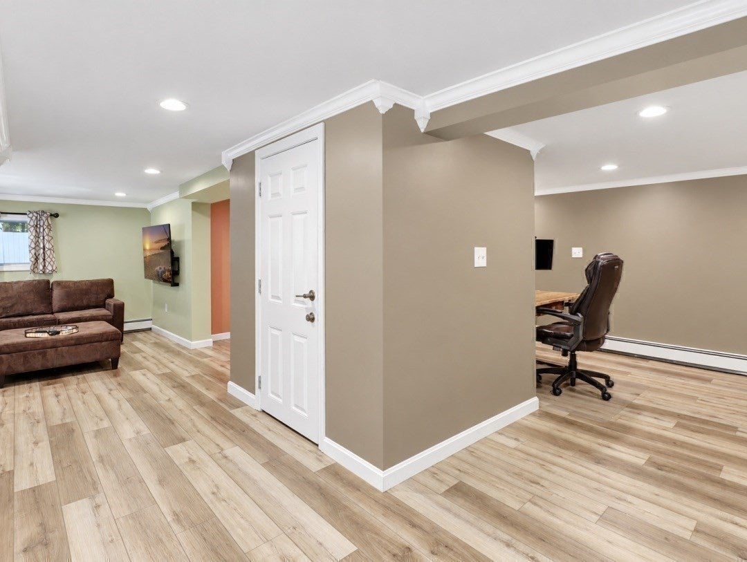 20 Viking Rd, Saugus, MA, 20 Viking Rd, Saugus, MA Photo #23