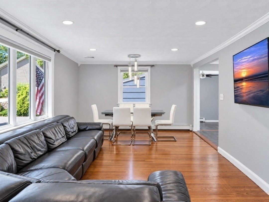 20 Viking Rd, Saugus, MA, 20 Viking Rd, Saugus, MA Photo #15
