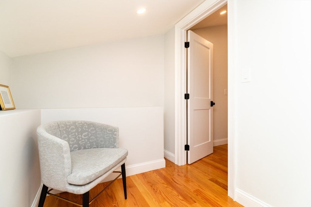 22 Bellevue St #2, Boston, MA Photo #31