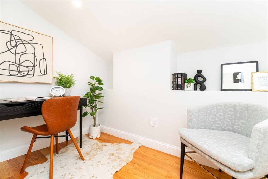 22 Bellevue St #2, Boston, MA Photo #30