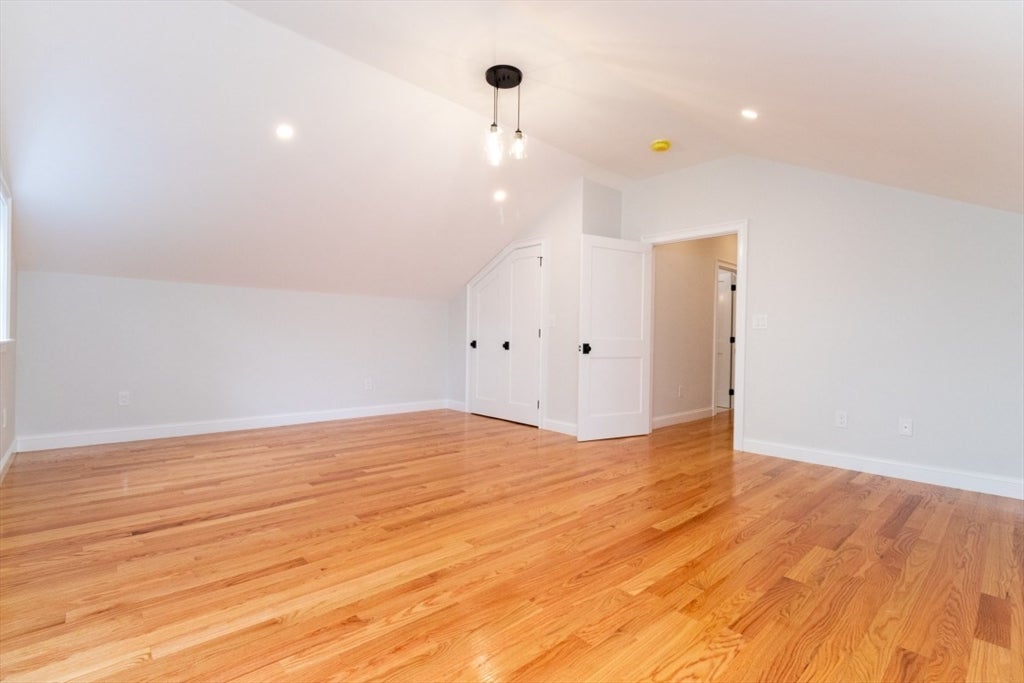22 Bellevue St #2, Boston, MA Photo #27