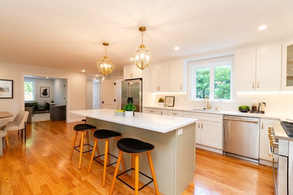 22 Bellevue St #2, Boston, MA Photo #6