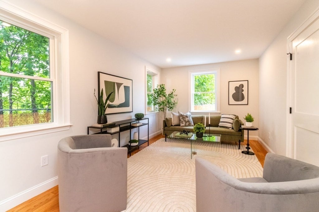 22 Bellevue St #2, Boston, MA Photo #12