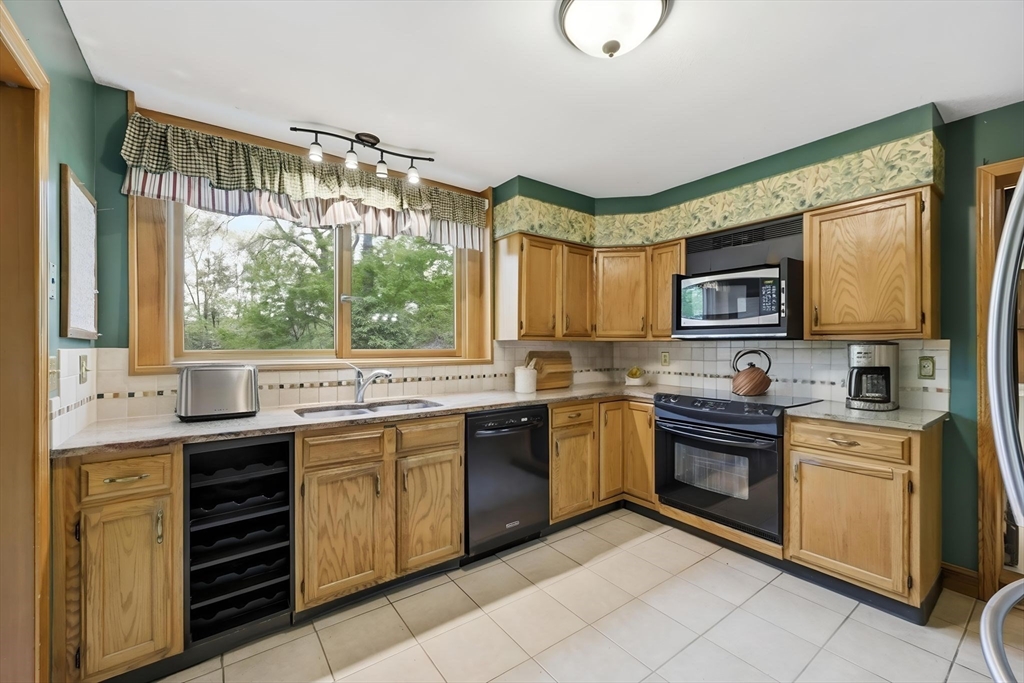 173 Newton St, South Hadley, MA, 173 Newton St, South Hadley, MA Photo #15