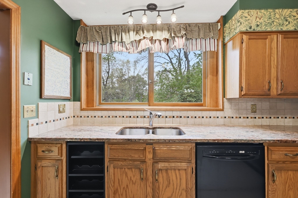 173 Newton St, South Hadley, MA, 173 Newton St, South Hadley, MA Photo #16