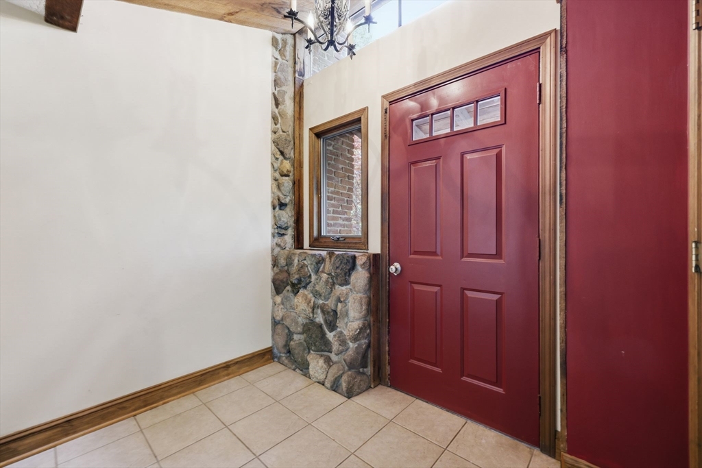 173 Newton St, South Hadley, MA, 173 Newton St, South Hadley, MA Photo #4