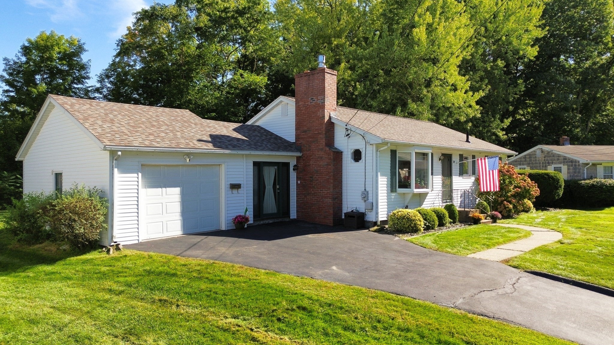 34 Bray Park Dr, Holyoke, MA, 34 Bray Park Dr, Holyoke, MA Photo #2