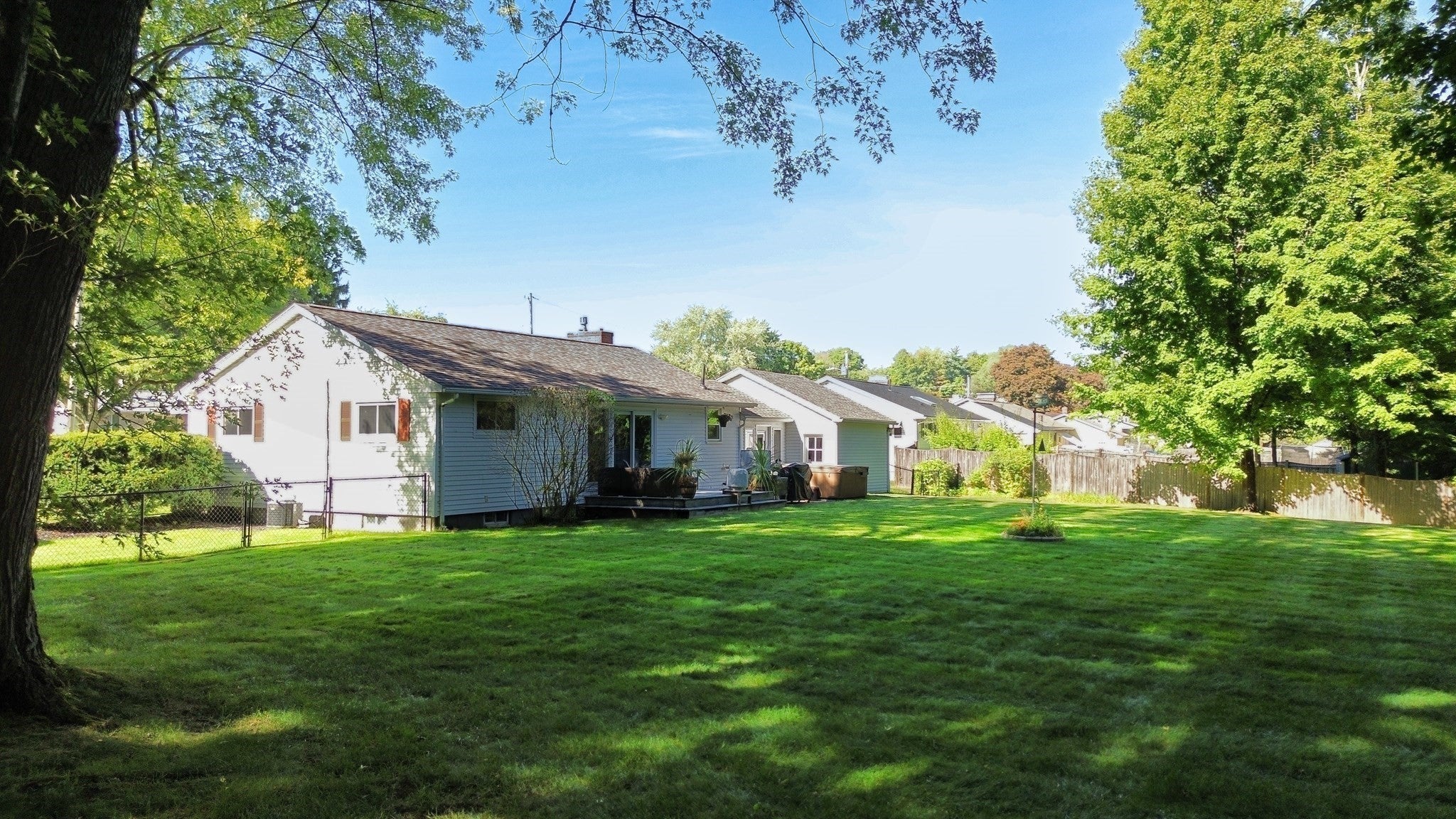 34 Bray Park Dr, Holyoke, MA, 34 Bray Park Dr, Holyoke, MA Photo #4