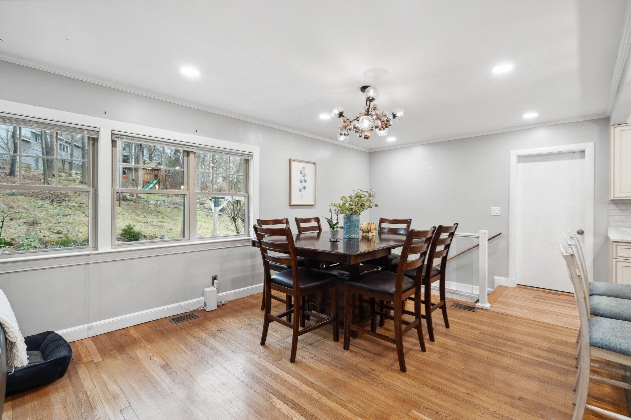 235 Forest St, Winchester, MA Photo #9