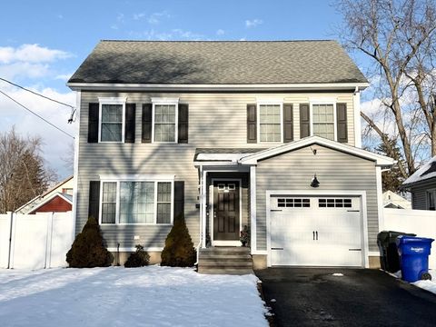 Photo of 173 Russell St, Springfield, MA 01104 (MLS # 73471266)