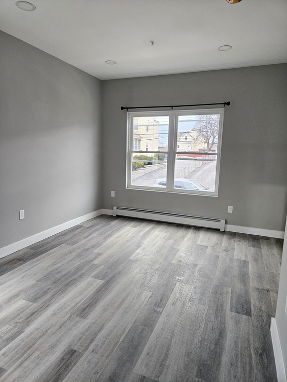 32 Irving St 1