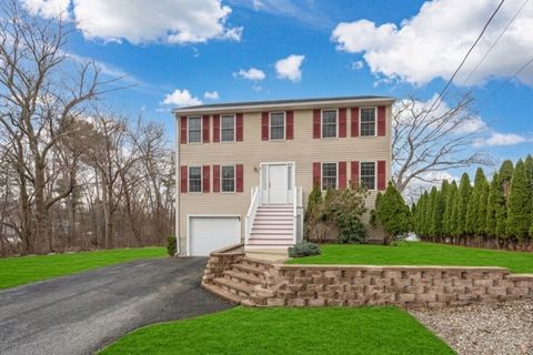 3 Lee St Wilmington MA 01887