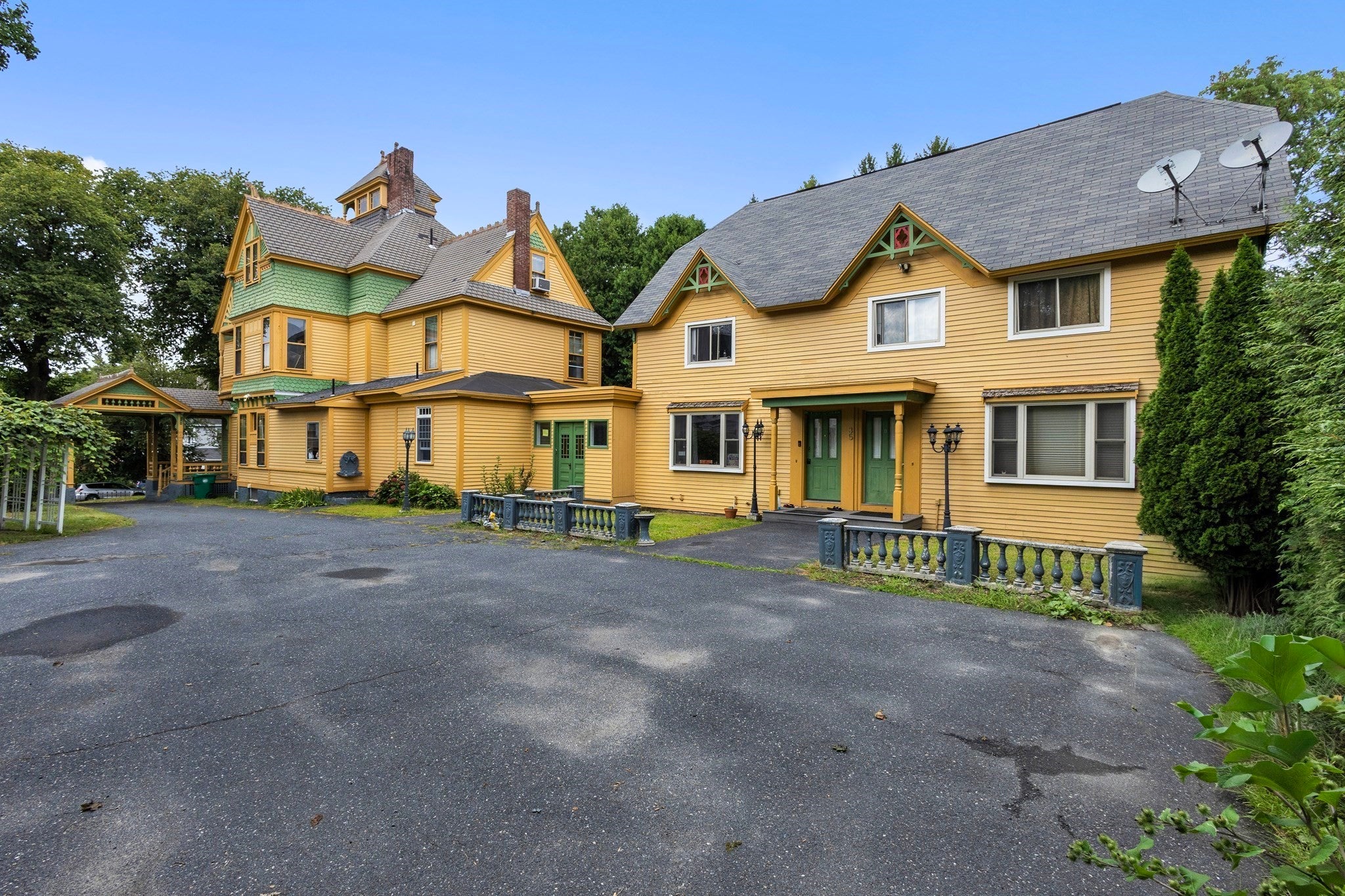 33-35 Prescott St