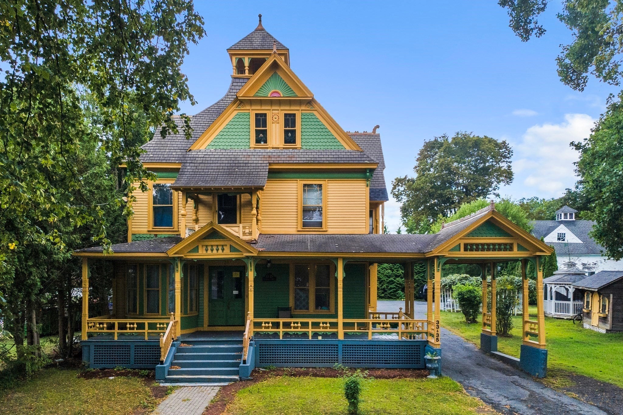 33-35 Prescott St