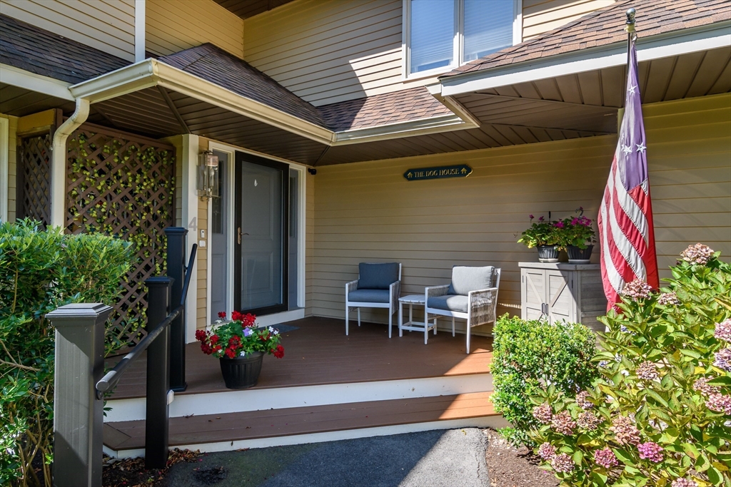 4 Dogwood Rd 4