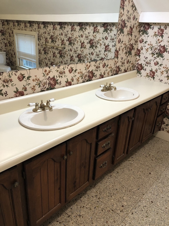 78 Pleasant Street, Leicester, MA, 78 Pleasant Street, Leicester, MA Photo #27