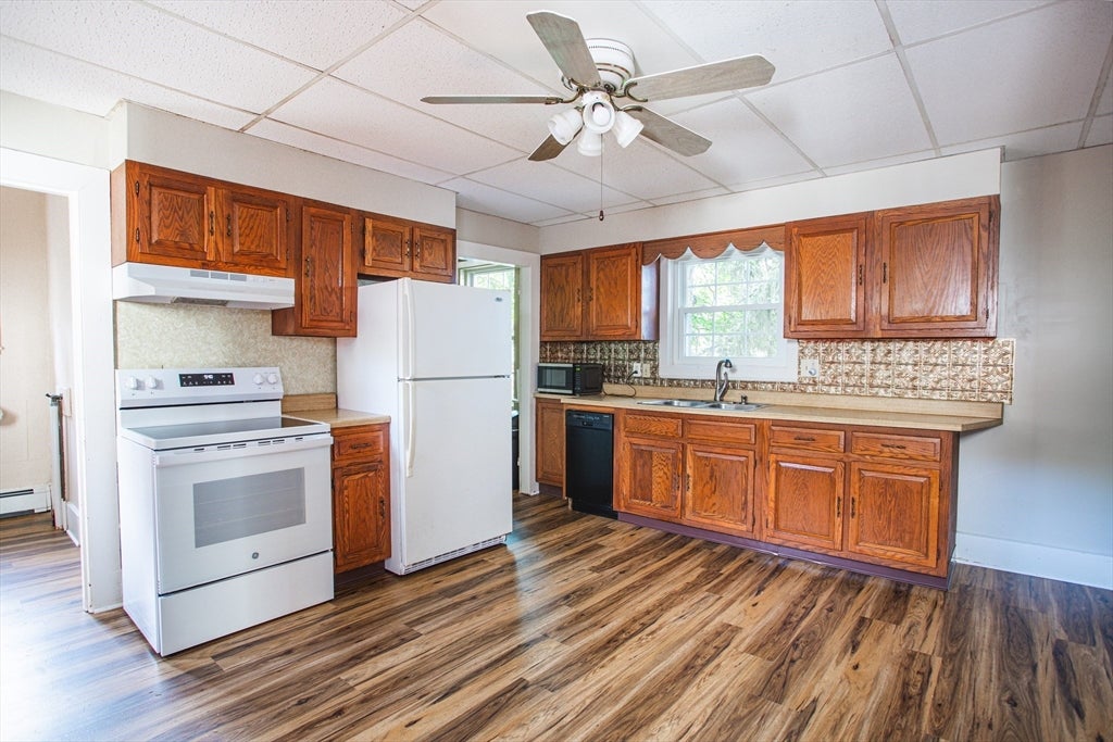 78 Pleasant Street