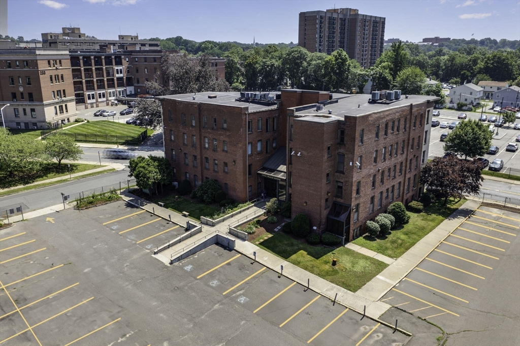 Springfield, Massachusetts 01103, United States, ,Residential,Active,76871