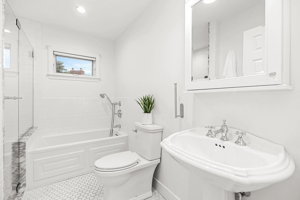 10 Viking Road, Winchester, MA Photo #29