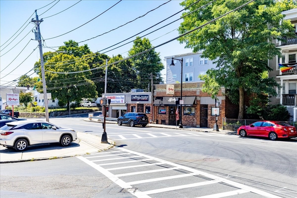 1459-1469 River Street