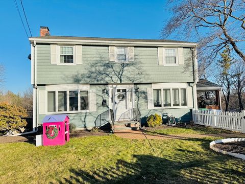 124 Louise Rd Braintree MA 02184