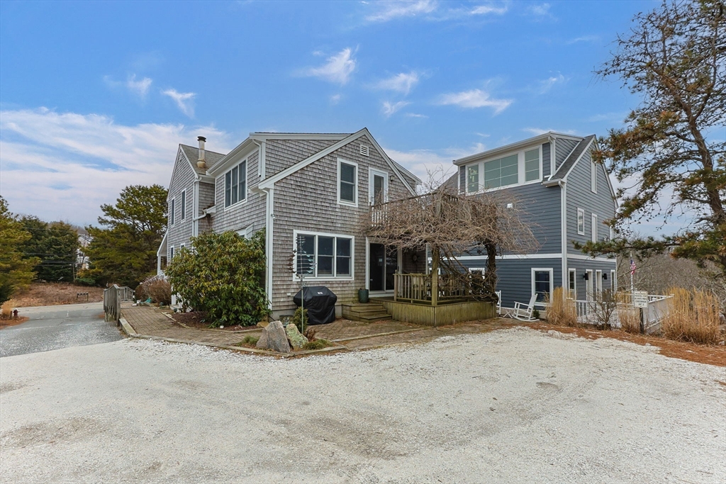 48 Harry Kemp Way Unit 2