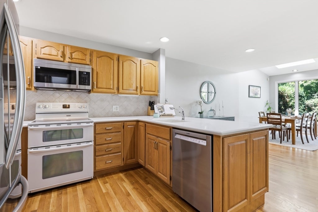 28 Carnation Cir #C, Reading, MA Photo #9
