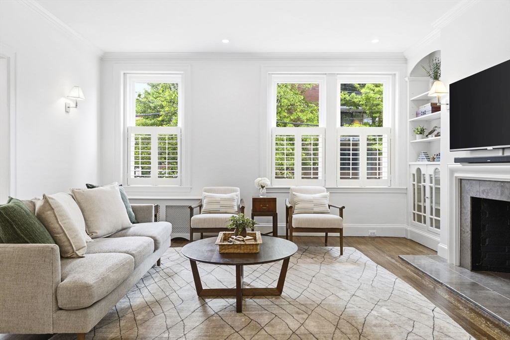 123 Saint Paul St 1